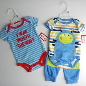 Two Kidgets Onesies Size 0-3 M
